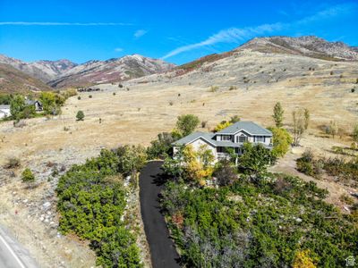 4216 N Wolf Dr, House other with 4 bedrooms, 2 bathrooms and 3 parking in Eden UT | Image 2