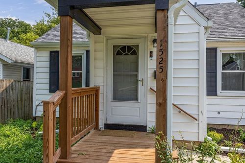 1525 Loftsgordon Avenue, Madison, WI, 53704 | Card Image