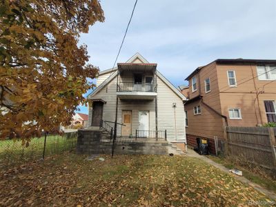 8845 Chamberlain Street, Home with 0 bedrooms, 2 bathrooms and null parking in Detroit MI | Image 2