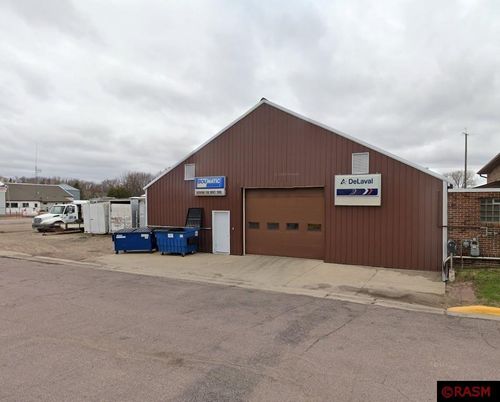 108 N Renville St, Winthrop, MN, 55396-9235 | Card Image