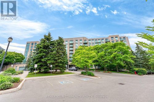 721-3 Ellesmere St, Richmond Hill, ON, L4B4N2 | Card Image