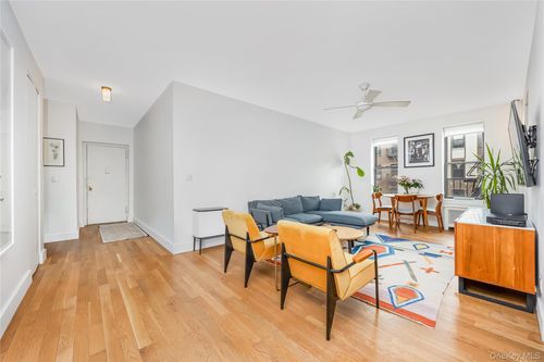 5a-35 Crown St, Brooklyn, NY, 11225-1823 | Card Image