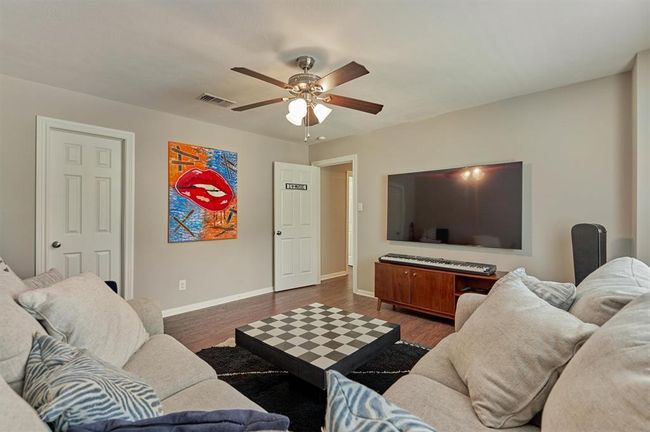 6102 Darby Way, House other with 5 bedrooms, 3 bathrooms and 2 parking in Spring TX | Image 26