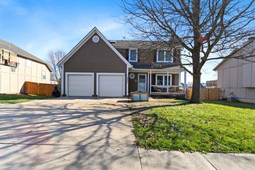 1405 Cypress Dr, Greenwood, MO, 64034-8626 | Card Image