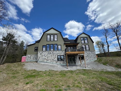 16 Evergreen Way, Trent Lakes, ON, K0M1A0 | Card Image