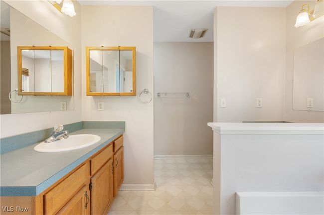 4165 Timber Run, House other with 4 bedrooms, 3 bathrooms and null parking in Ravenna OH | Image 23