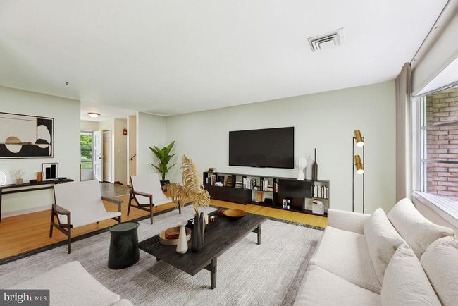7410 Good Luck Rd, House other with 4 bedrooms, 3 bathrooms and null parking in LANHAM MD | Image 8