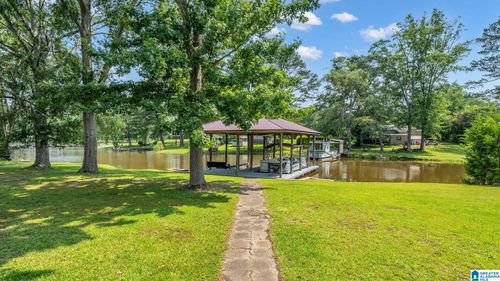 130 Vada Dr, Rainbow City, AL, 35906-7421 | Card Image