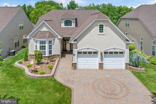 37 Monte Carlo Dr, Hamilton, NJ, 08691-3738 | Card Image