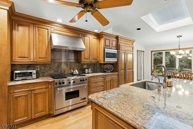 2242 Shawnee Path, House other with 5 bedrooms, 3 bathrooms and null parking in Scotch Plains NJ | Image 7