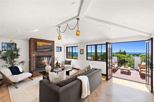 750 Manzanita Dr, Laguna Beach, CA, 92651-1962 | Card Image