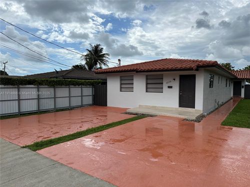 0-6936 Sw 22nd St, Miami, FL, 33155-1752 | Card Image