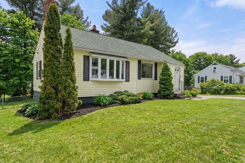 197 Wildwood St, Wilmington, MA, 01887-2528 | Card Image