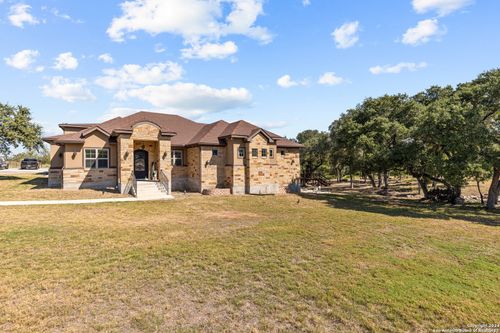 1357 Private Road 3702, San Antonio, TX, 78253 | Card Image