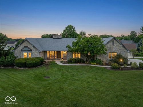 1901 Dakota Dr, Noblesville, IN, 46062-9082 | Card Image