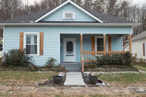 422 Opekiska St, Erwin, TN, 37650-1712 | Card Image