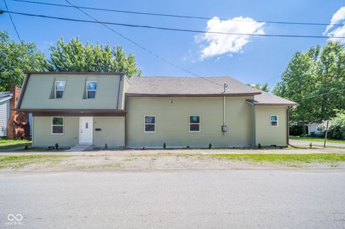 41 W Warrick St, Knightstown, IN, 46148-1147 | Card Image