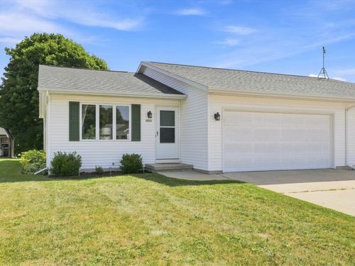 2033 Kellner St, Manitowoc, WI, 54220-1551 | Card Image