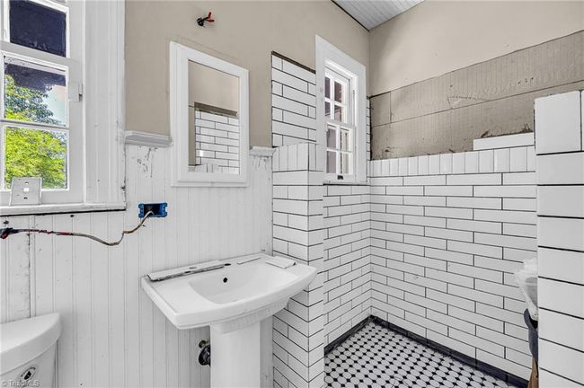 602 W Parkway Ave, House other with 4 bedrooms, 3 bathrooms and null parking in High Point NC | Image 17