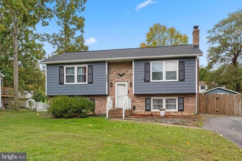 5406 Lee White Ln, Fredericksburg, VA, 22407-1689 | Card Image