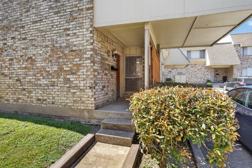 2330 Village North Dr, Richardson, TX, 75081-4749 | Card Image