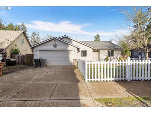 1716 Fir St, Sweet Home, OR, 97386-2657 | Card Image