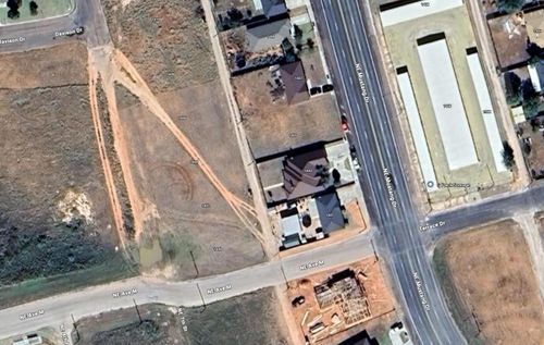 1406 Ne 7th St, Andrews, TX, 79714-3626 | Card Image