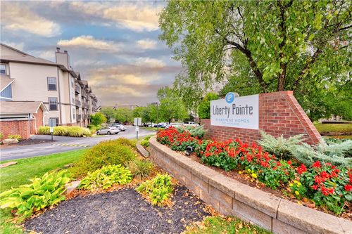 35 Highland Rd, Bethel Park, PA, 15102-1865 | Card Image