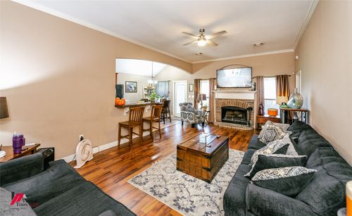 3726 Sabine Pass Dr, Bossier City, LA, 71111-6359 | Card Image