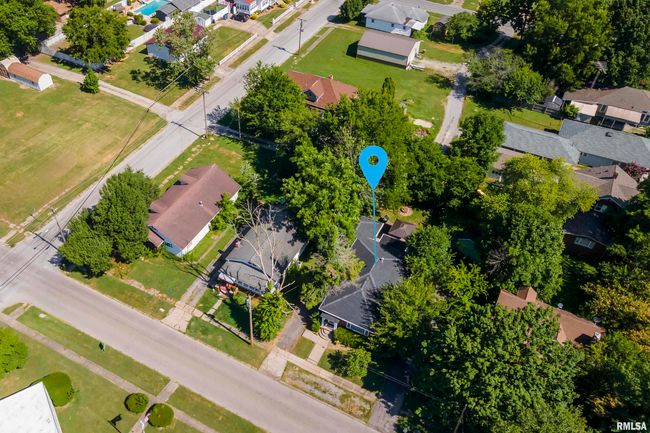 405 E Poplar St, House other with 4 bedrooms, 2 bathrooms and null parking in West Frankfort IL | Image 24
