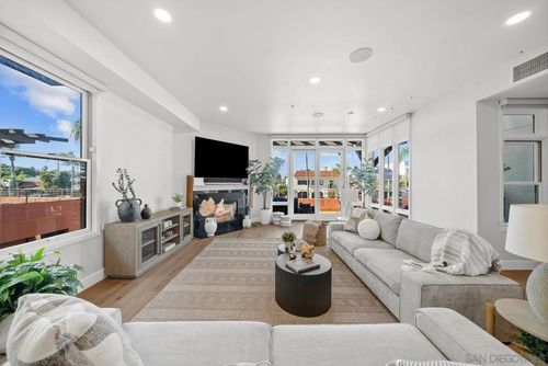 unit-202-141 Orange Ave, Coronado, CA, 92118-4412 | Card Image