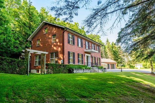 156 Eddystone Rd, Grafton, ON, K0K2G0 | Card Image