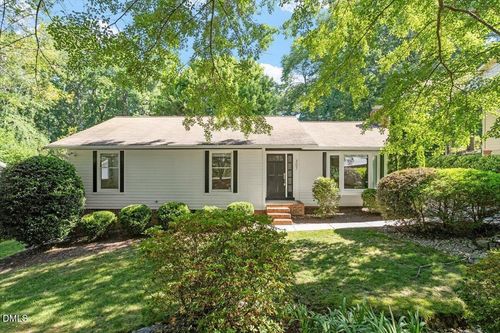 307 Wyatts Pond Ln, Cary, NC, 27513-3019 | Card Image