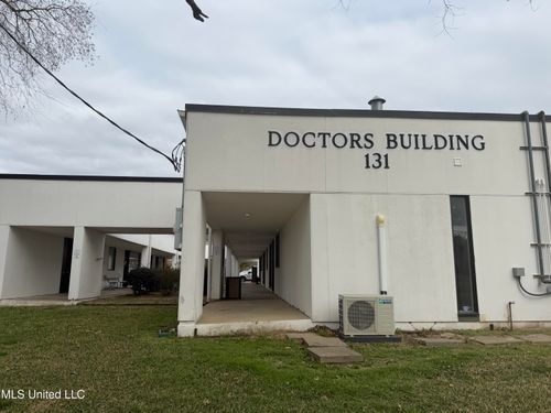 c-131 Jefferson Davis Blvd, Natchez, MS, 39120-5143 | Card Image