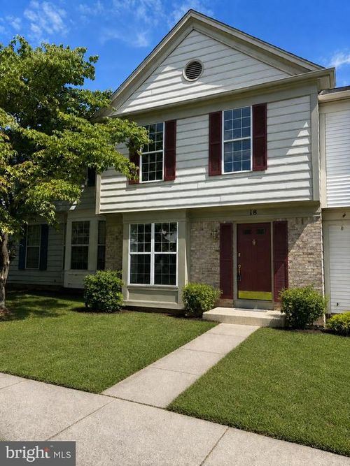 18 Hiddencreek Ct, OWINGS MILLS, MD, 21117-1352 | Card Image