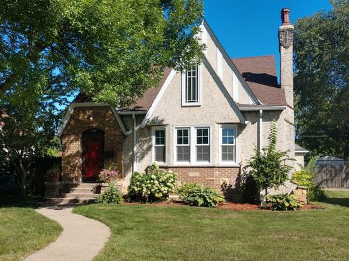 2600 Victory Memorial Dr, Minneapolis, MN, 55412-1031 | Card Image