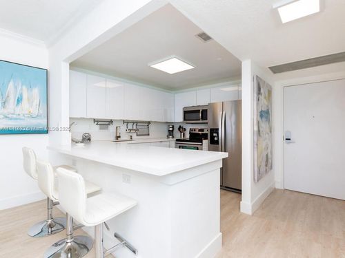 apt-625-2301 Collins Ave, Miami Beach, FL, 33139-1633 | Card Image