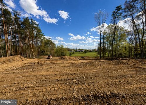 Lot 8 Silage Ln, BERKELEY SPRINGS, WV, 25411-7392 | Card Image