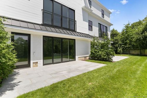 c8-345 Reef Road, Fairfield, CT, 06824 | Card Image