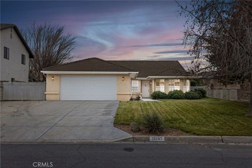 13287 Sea Gull Dr, Victorville, CA, 92395 | Card Image
