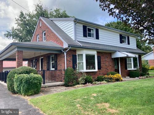 180 Weidmansville Rd, EPHRATA, PA, 17522-9754 | Card Image