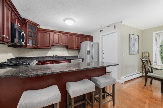 UNIT-404 - 7 Wake Robin Rd, Condo with 2 bedrooms, 1 bathrooms and 1 parking in Lincoln RI | Image 8