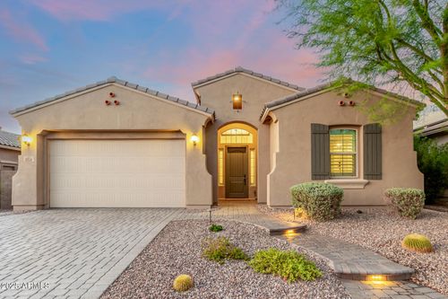9258 W White Feather Ln, Peoria, AZ, 85383-5485 | Card Image