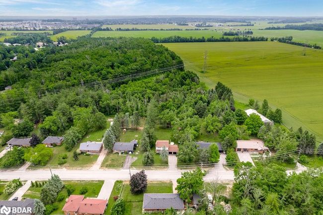 1175 Carson Rd, House other with 5 bedrooms, 2 bathrooms and 6 parking in Springwater ON | Image 39