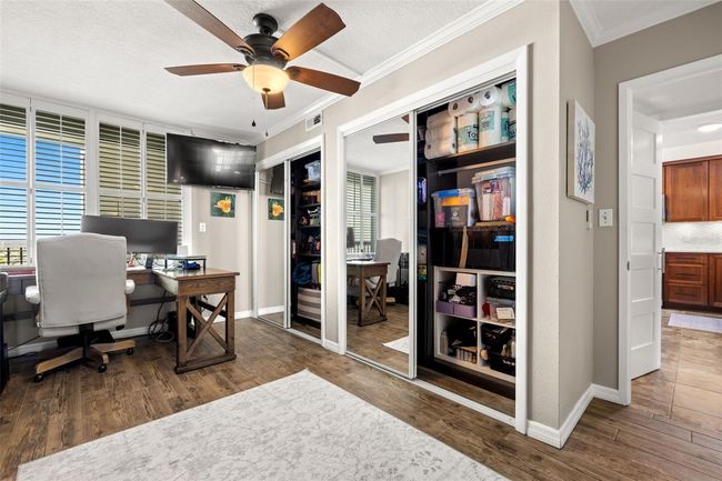 Versatile space in extra bedroom | Image 23