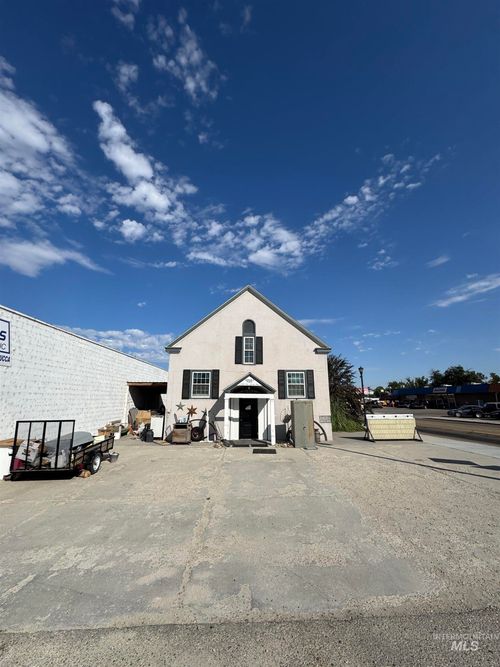 119 N 2nd St, Parma, ID, 83660-7706 | Card Image