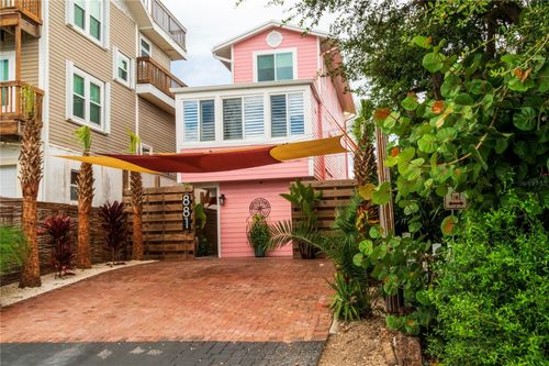 881 Catfish Ave, New Smyrna Beach, FL, 32169-4621 | Card Image