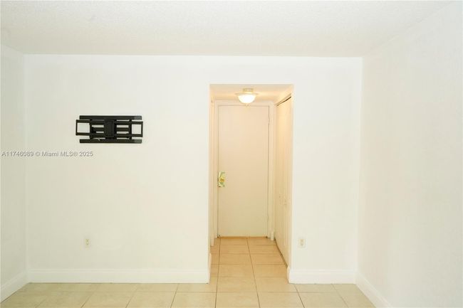 APT-301 - 4215 N University Dr, Condo with 2 bedrooms, 2 bathrooms and null parking in Sunrise FL | Image 27