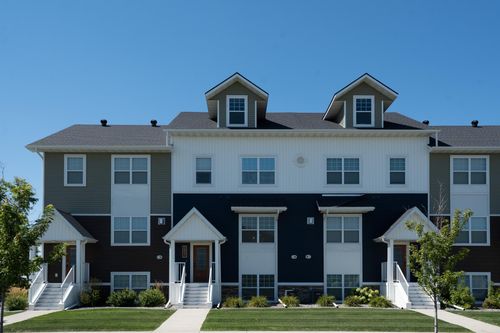 5831 41st St S, Fargo, ND, 58104-7958 | Card Image