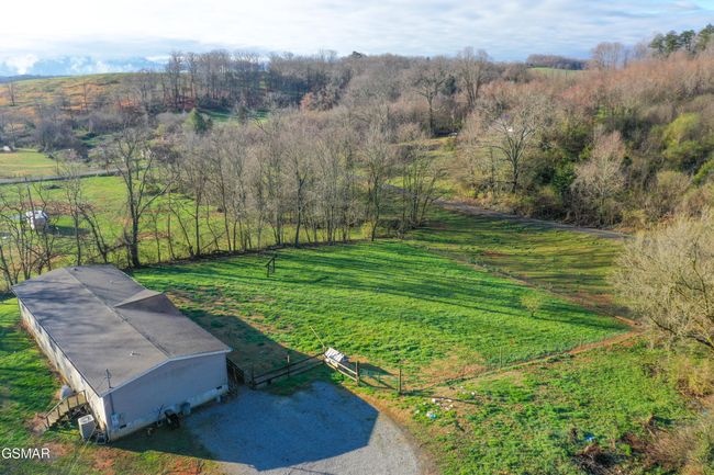 817 Billbee Rd, House other with 4 bedrooms, 2 bathrooms and null parking in Dandridge TN | Image 25